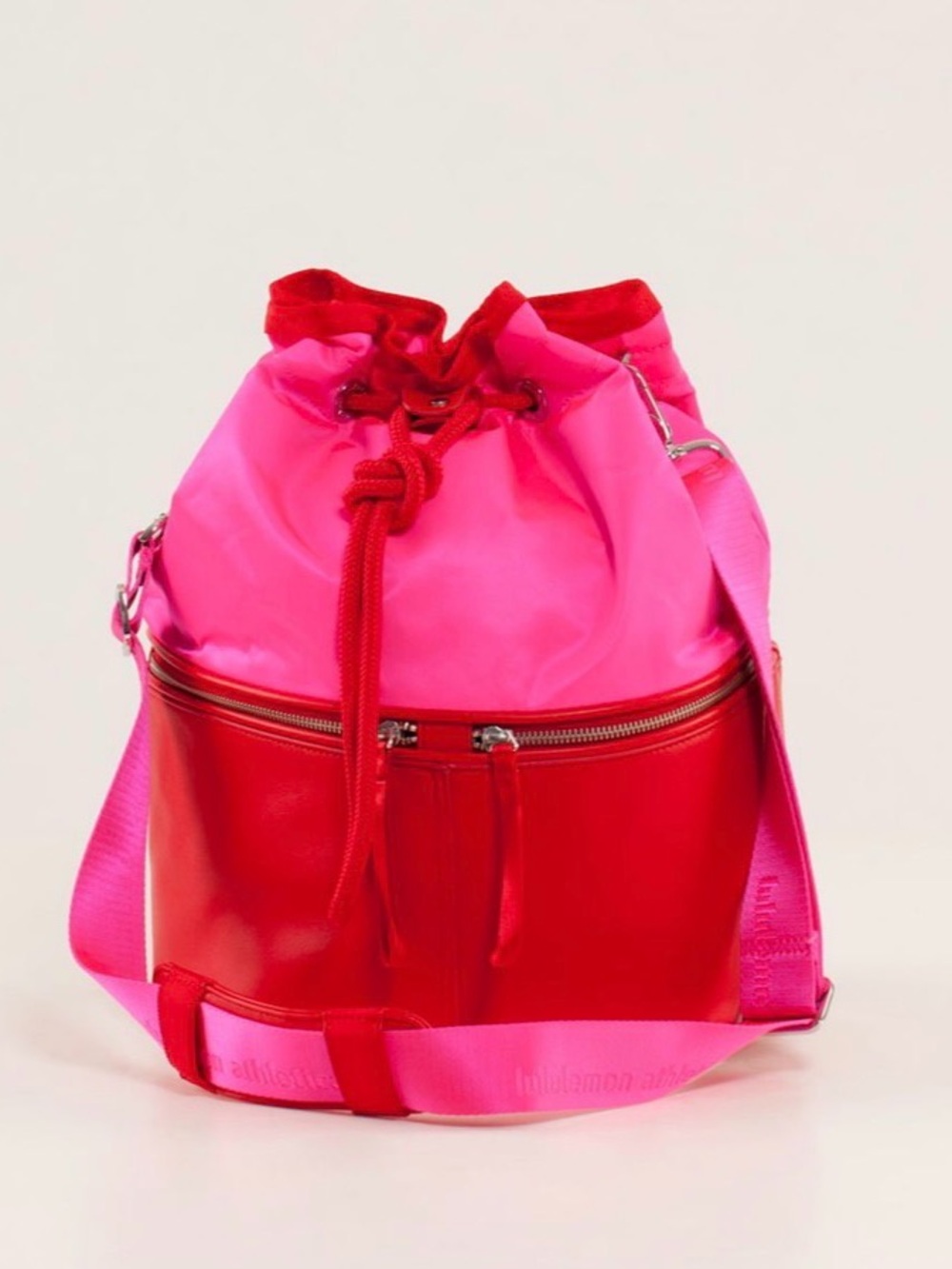 Vintage Lululemon Method Bag Raspberry Glo Lite/ Furey Red 2012 bucket bag Y2K